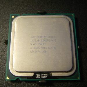 CORE 2 DUO E8400 TRAY + FAN